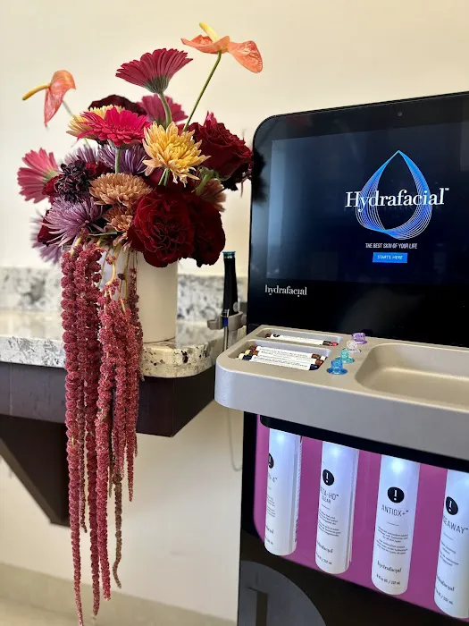 Naked Aesthetics Picture 9