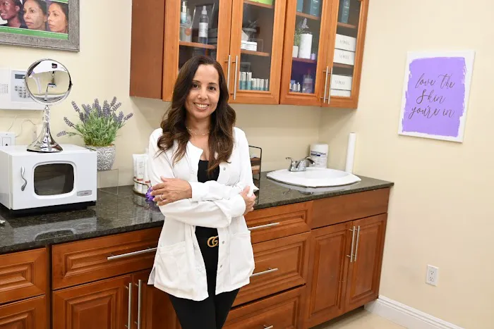 Lavender Facial Bar Picture 3