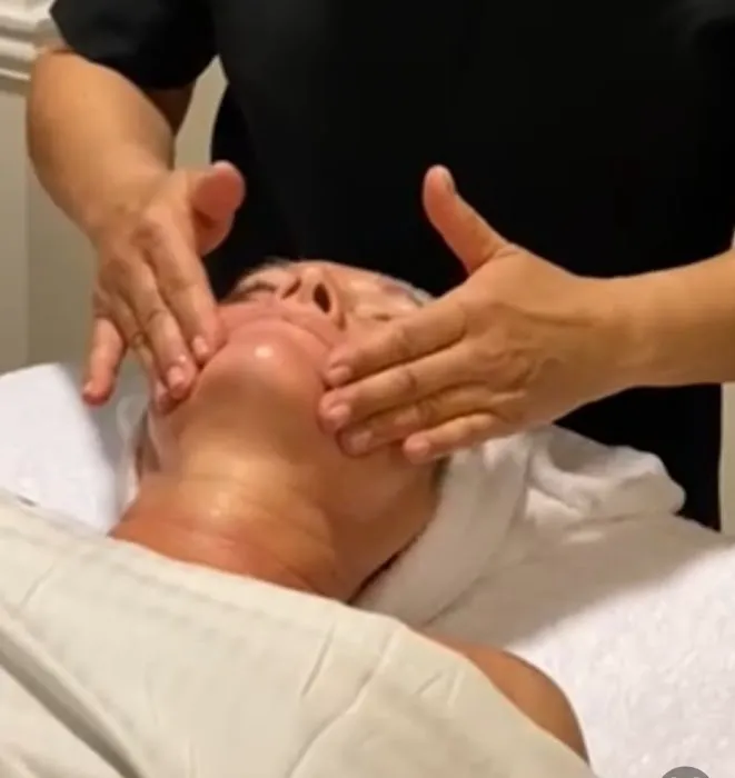 Adis Ventura Skin Specialist Picture 4