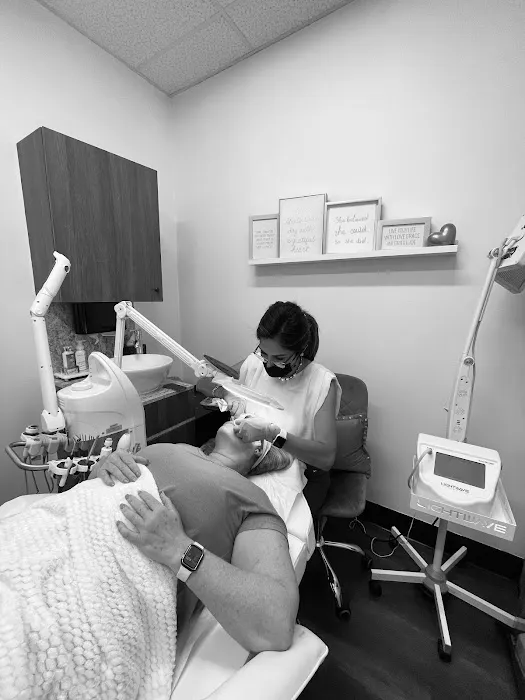 RenovaDerma The Skin Specialist Picture 9