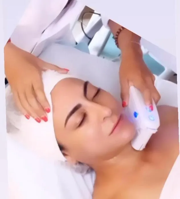 Sandra's Face The Day Picture 4