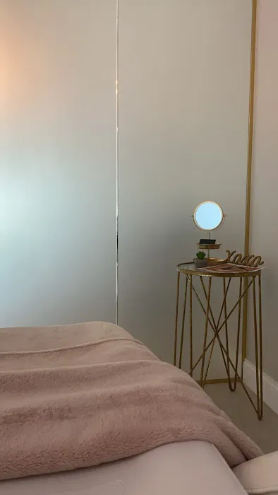 Skin Lounge Picture 5