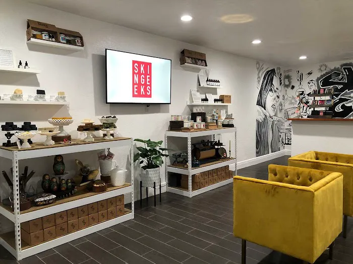 Skin Geeks Picture 8