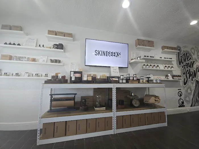 Skin Geeks Picture 4