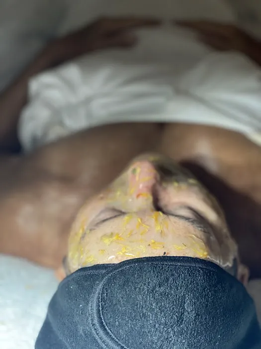 Feel Good Beauty Picture 4