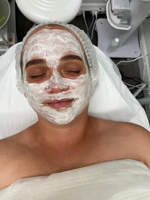 Elena Vale Pro | Facial Spa Picture 4