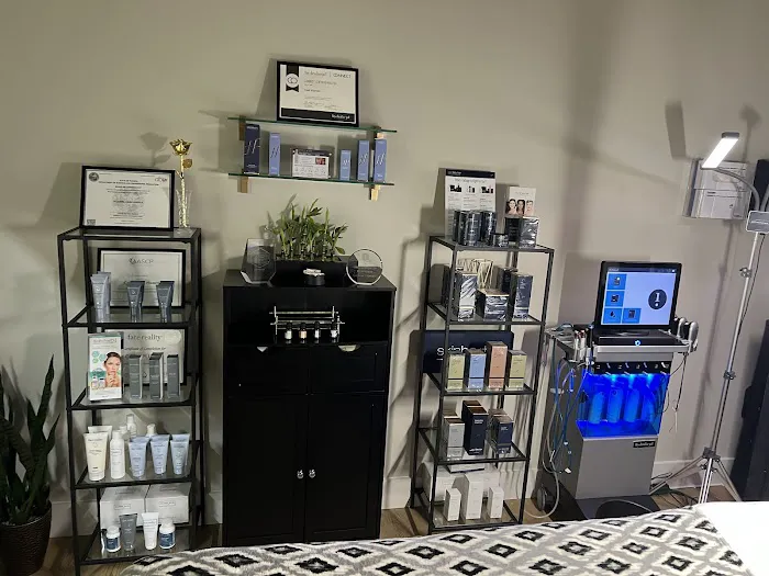 Carli Angela Aesthetics Picture 2