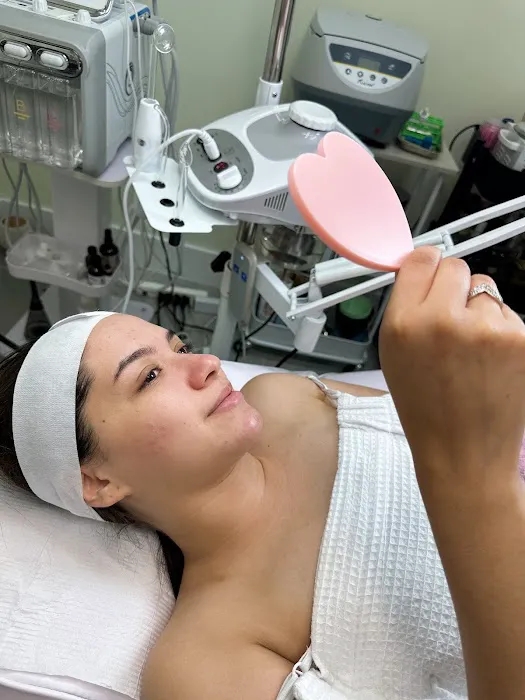 Magical Beauty Spa & Salon Picture 5