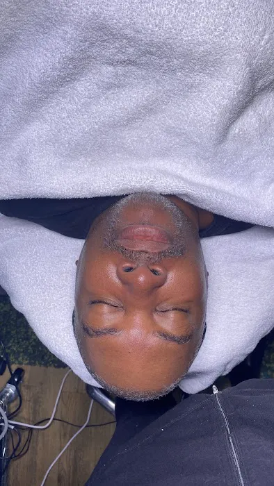 Aesthetically Unique Picture 3