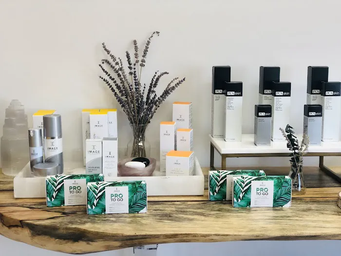 Spa Veronica Nagliatti Skincare & Massage Therapy Picture 3