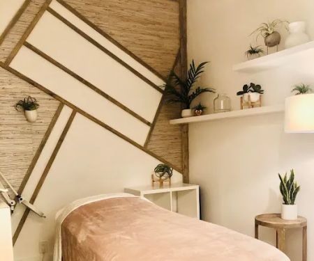 Spa Veronica Nagliatti Skincare & Massage Therapy