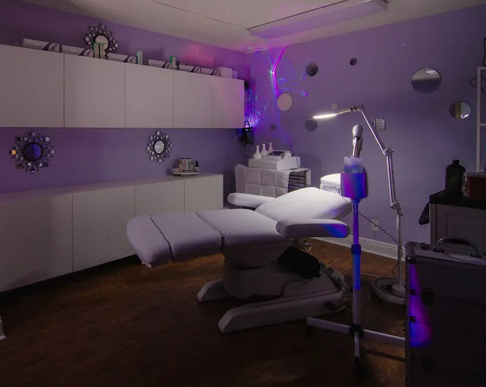 Ageless Beauty Studio Picture 1