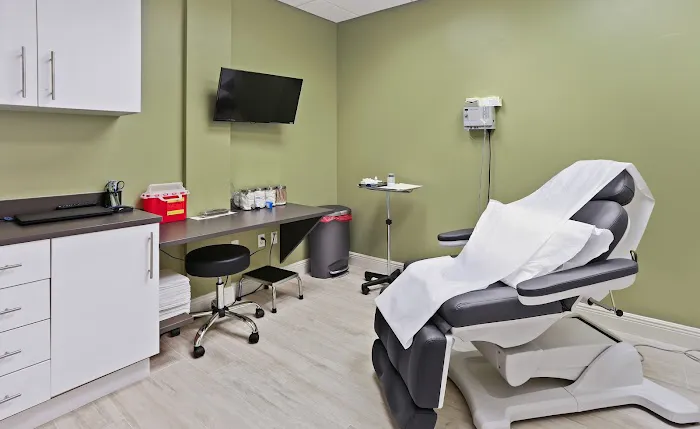 Clearlyderm Dermatology Surgery and Vein Center Picture 3