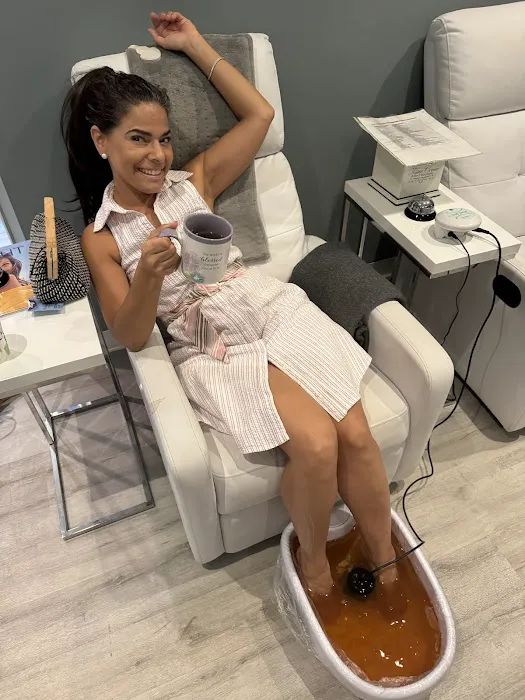 Lucky Girl Bath and Beauty Picture 4