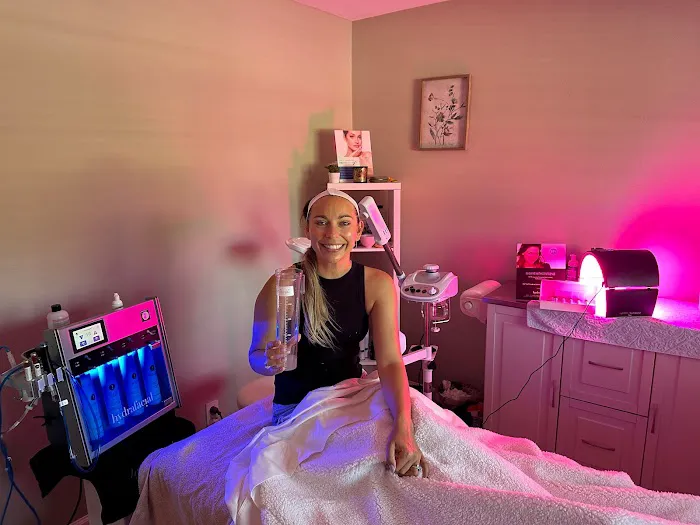 East End Beauty Picture 7