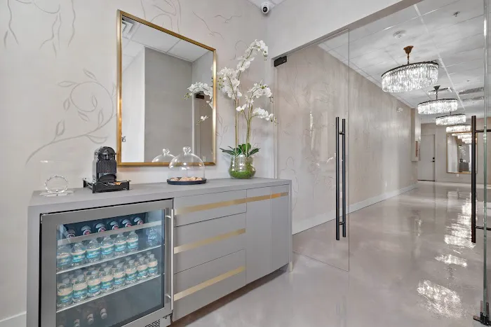 ZenTox Aesthetics Picture 3