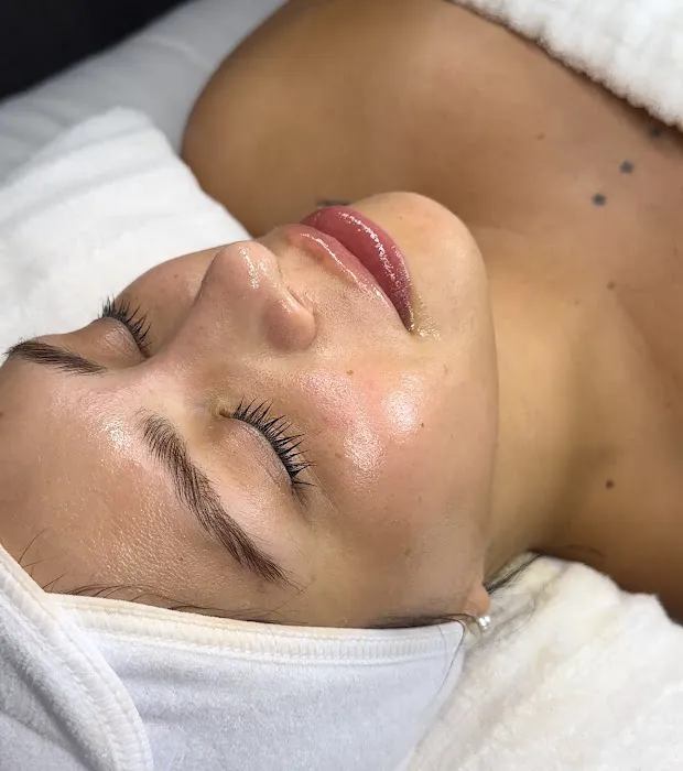 Vanilla plus skin studio Picture 6