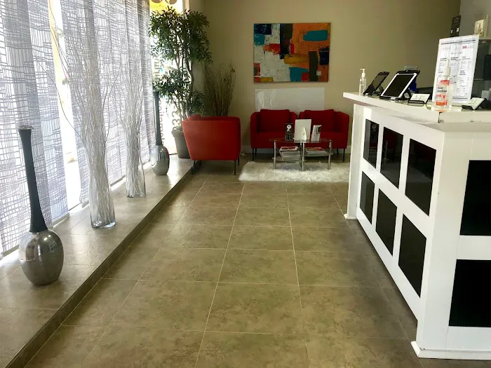 Estetiq International Picture 9