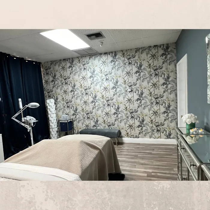 Naked Esthetic Picture 10