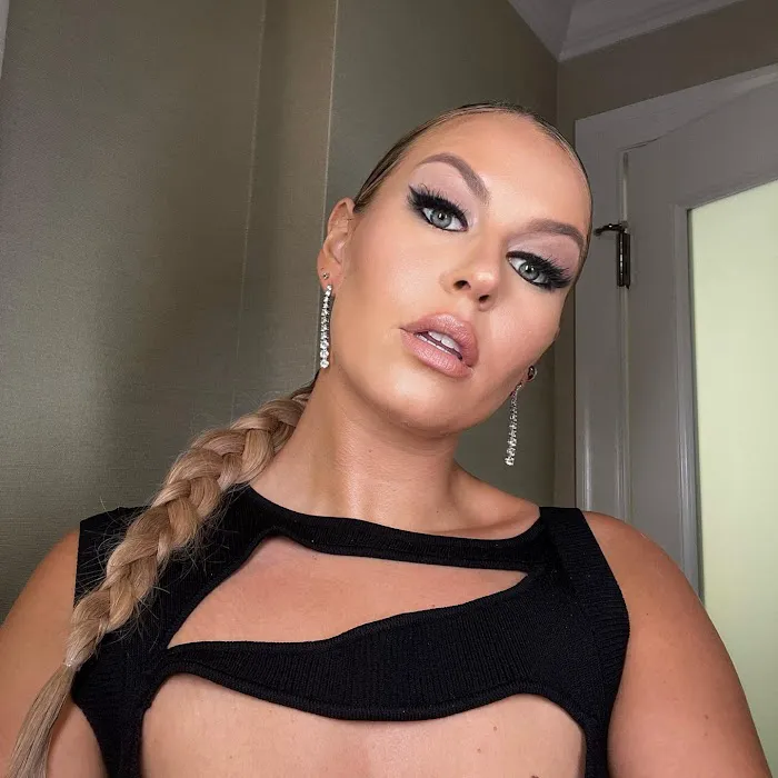 MAXXIE Studios Picture 10