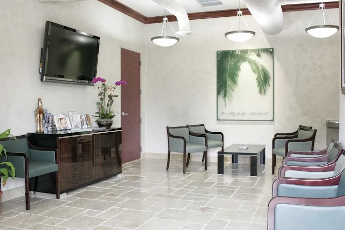 Balshi Dermatology and Cosmetic Surgery Picture 10