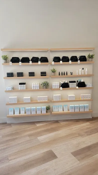 Skin Laundry - Palm Beach Gardens Picture 5