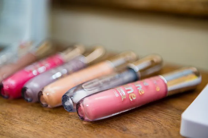 Skinfully Beautiful Aesthetics Picture 1