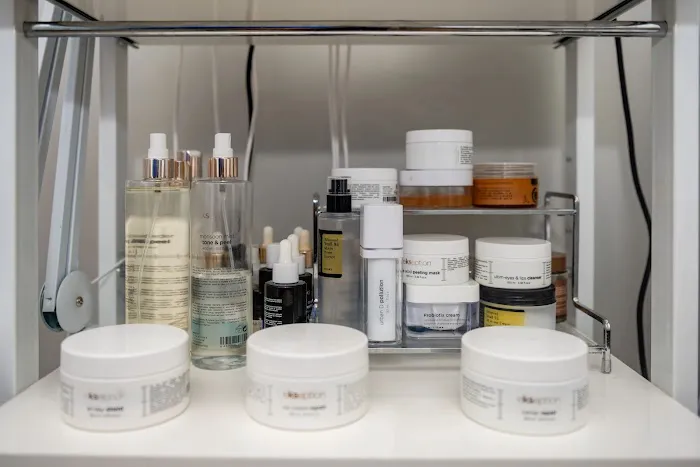 Skinfully Beautiful Aesthetics Picture 6