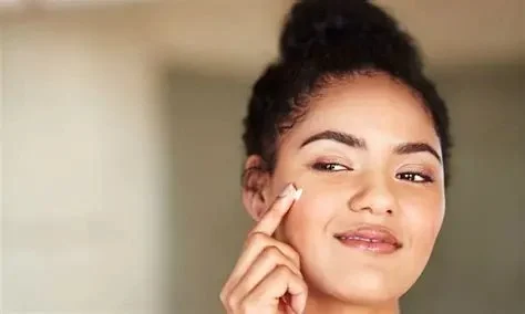 How to Brighten Dull Skin for Sensitive Skin Types Safely