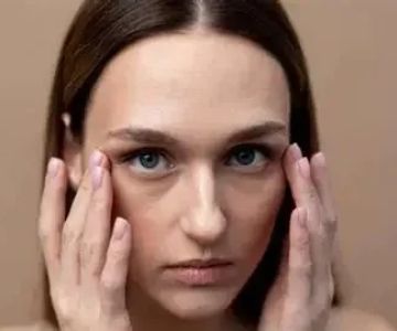 How To Balance Dark Circles And How To Manage It Naturally and Effectively