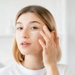 Skin Care Tips for Treating Scars with Eye Creams