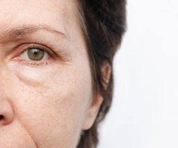 Daily Skin Care Routine For Puffy Eyes: What You Need To Know