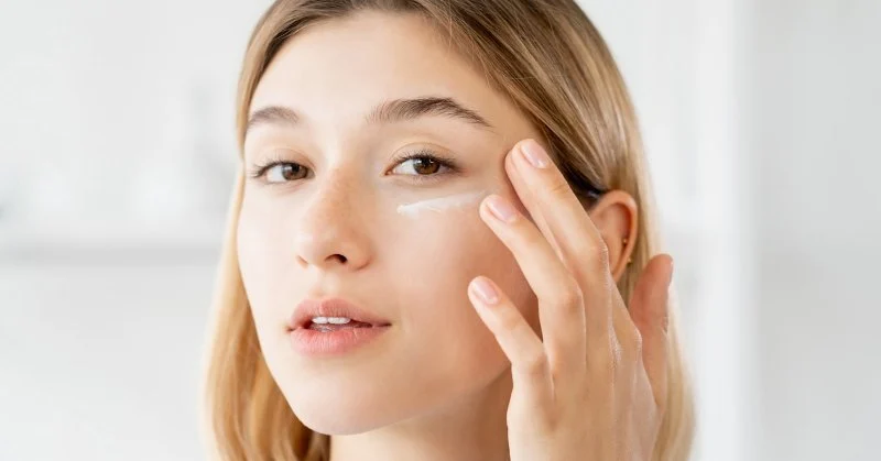 Expert Advice on Hyaluronic Acid to Improve Dark Circles