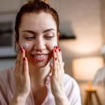 How to Choose the Best Skin Care Products for Dry Skin