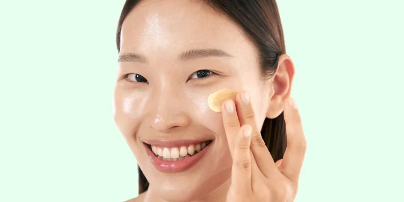 How to Achieve Glass Skin with the Right Skincare Ingredients