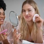 How to Take Care of Your Skin After a Long Day at Work