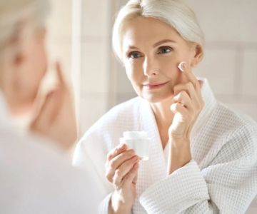 How to Prevent and Treat Skin Aging with Consistent Skin Care Habits