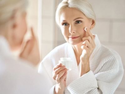 How to Prevent and Treat Skin Aging with Consistent Skin Care Habits