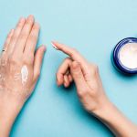 How to Treat Dry, Itchy Skin with Natural Remedies