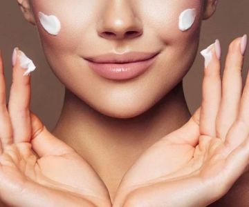 The Best Products to Help Control Excess Oil on Your Face