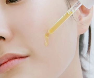 Why You Should Add Jojoba Oil to Your Skin Care Routine for Maximum Hydration