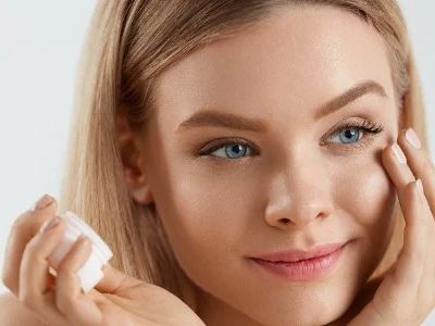 How to Use Exfoliants Without Damaging Your Skin