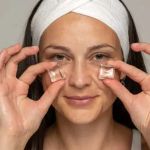 How to Reduce Puffiness Around Your Eyes with Simple Skincare Tips