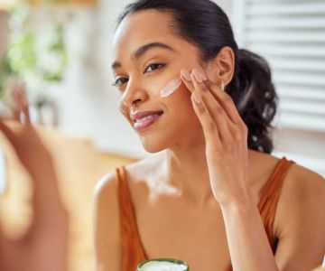How to Achieve a Youthful Glow with the Best Anti-Aging Skin Care Tips