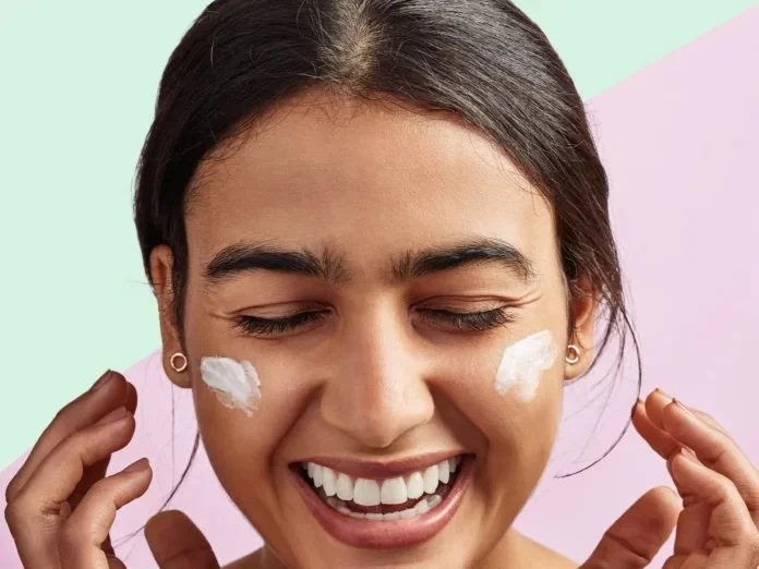 The Best Skincare Tips for Dealing with Hormonal Changes