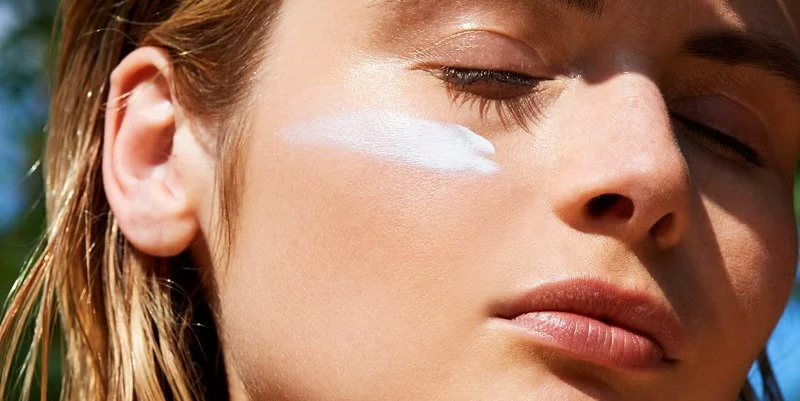 What to Look for in a Sunscreen for Sensitive Skin