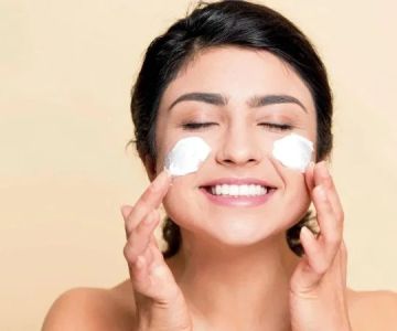 How to Take Care of Your Skin During the Winter Months: Essential Tips for Healthy Skin