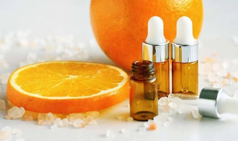 Why You Should Be Using a Vitamin C Serum in Your Skin Care Routine