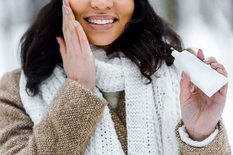 The Best Products for Maintaining Skin Health During Cold Weather