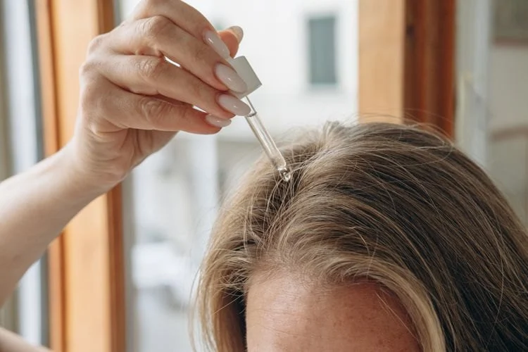 How to Treat Dry Scalp and Skin with Simple Natural Remedies